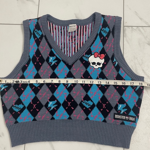 Monster High Alumni argyle sweater vest argyle pattern in Pink, Blue & Grey Sz L - Picture 8 of 9